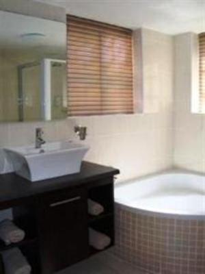 фото отеля At Sta-Plus Bed & Breakfast Port Elizabeth
