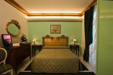 фото отеля Grand Hotel Michelacci Kosher Hotel