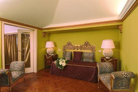 фото отеля Grand Hotel Michelacci Kosher Hotel