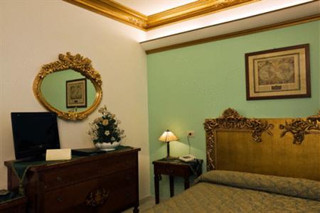 фото отеля Grand Hotel Michelacci Kosher Hotel