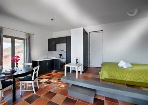 фото отеля Nefeli Hotel Skyros