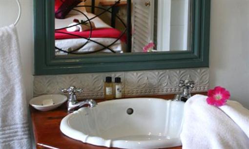 фото отеля Wayside Inn Knysna