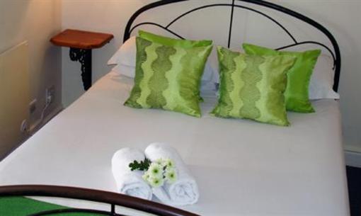 фото отеля Wayside Inn Knysna