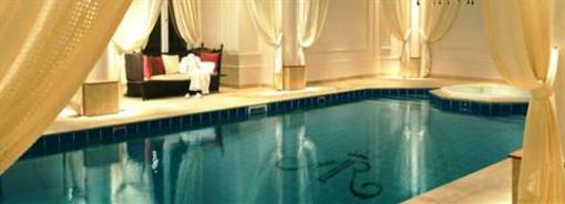 фото отеля Tiara Chateau Hotel Mont Royal Chantilly