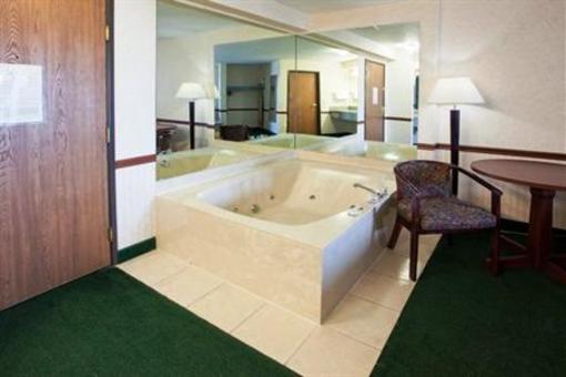фото отеля Holiday Inn Express St. Ignace