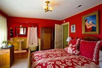 фото отеля Old Thyme Inn Bed and Breakfast