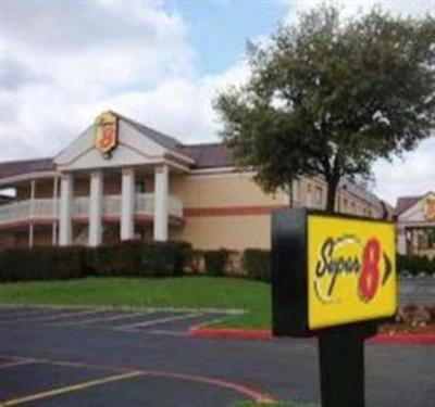 фото отеля Super 8 Motel East Grand Prairie