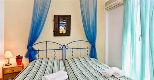 фото отеля Summer Time Pension Fira
