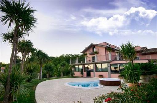 фото отеля Queen Hotel San Giovanni Teatin