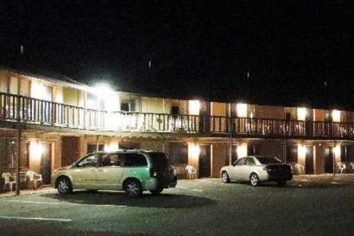 фото отеля Flagship Inn Boothbay Harbor
