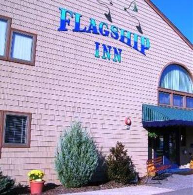 фото отеля Flagship Inn Boothbay Harbor