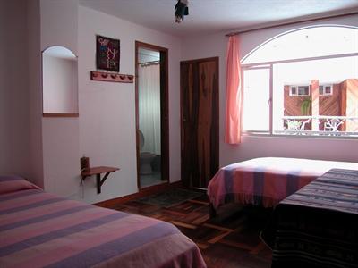 фото отеля Hostal Chimenea