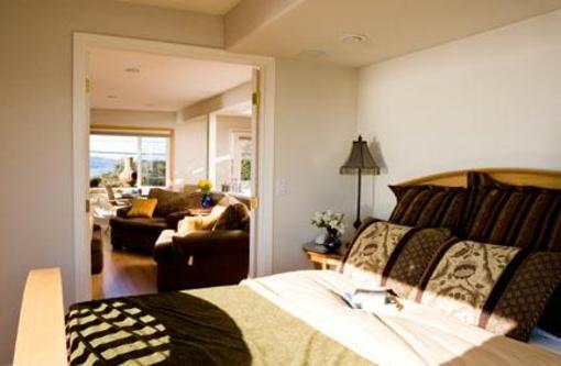 фото отеля Three Tree Point Bed and Breakfast