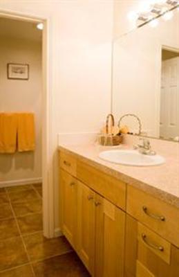 фото отеля Three Tree Point Bed and Breakfast
