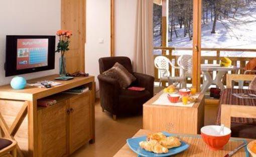 фото отеля Madame Vacances Residence Le Parc des Airelles