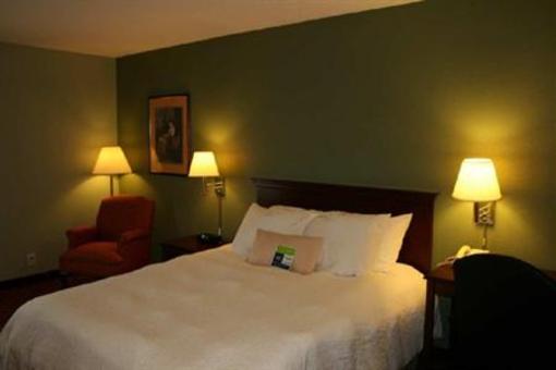 фото отеля Hampton Inn Hillsville