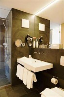 фото отеля Alpenhotel Krone