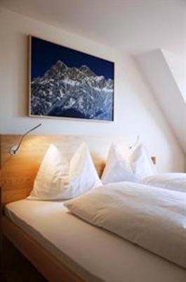 фото отеля Alpenhotel Krone