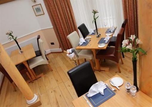 фото отеля Gatwick Cambridge Hotel