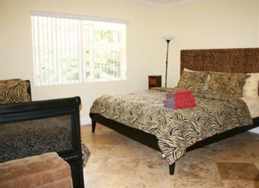 фото отеля Beachside Villas Fort Lauderdale