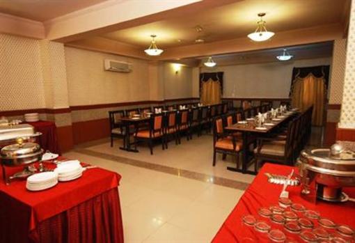 фото отеля Hotel Sun Park Chandigarh