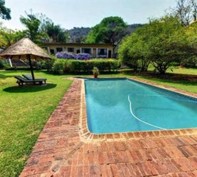 фото отеля Laughing Waters Guest House Hazyview