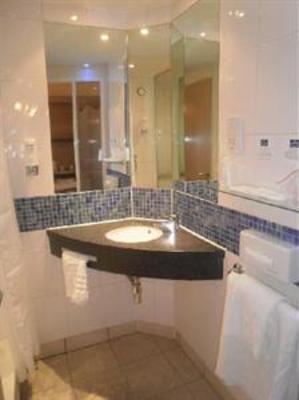 фото отеля Holiday Inn Express Liverpool-John Lennon Airport