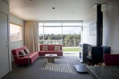 фото отеля One Burgess Hill
