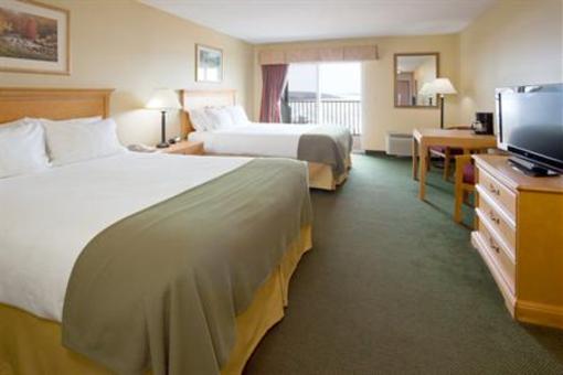 фото отеля Holiday Inn Express Munising - Lakeview