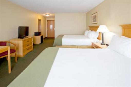 фото отеля Holiday Inn Express Munising - Lakeview