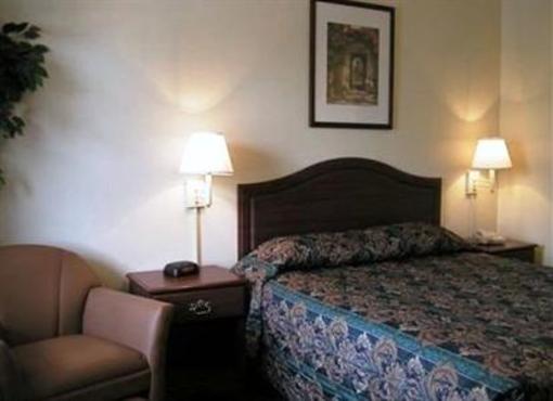 фото отеля Sun Suites of Chesapeake