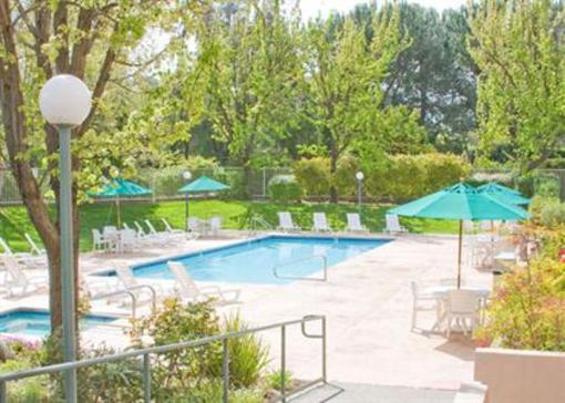 фото отеля RiverPointe Napa Valley Resort
