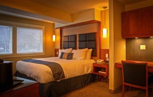 фото отеля Coast Penticton Hotel