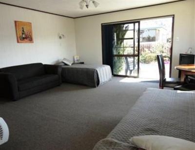 фото отеля AAA Thames Court Motel