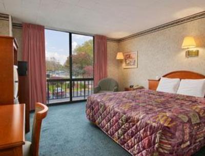 фото отеля Days Inn Chester (Pennsylvania)