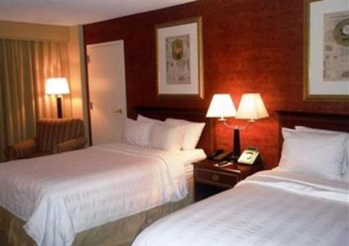 фото отеля Clarion Hotel Marietta