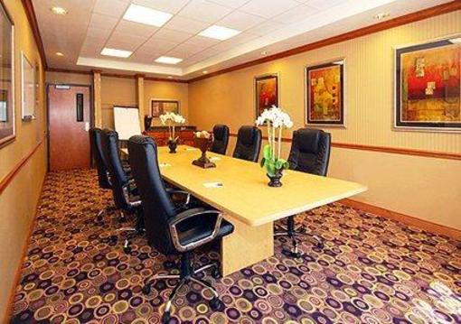 фото отеля Sleep Inn & Suites Shepherdsville