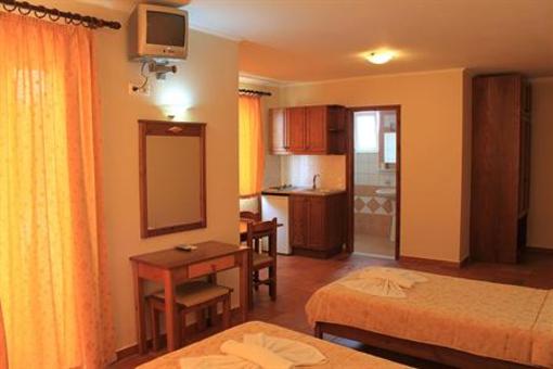 фото отеля Panos Beach Hotel