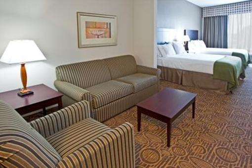 фото отеля Holiday Inn Express Hotel & Suites Palatka Northwest