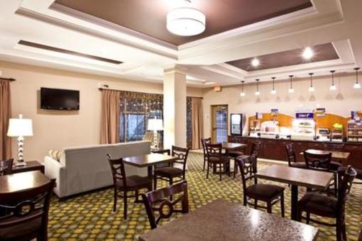 фото отеля Holiday Inn Express Hotel & Suites Palatka Northwest