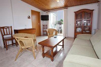 фото отеля Tara-Gay Apartamentos Sitges
