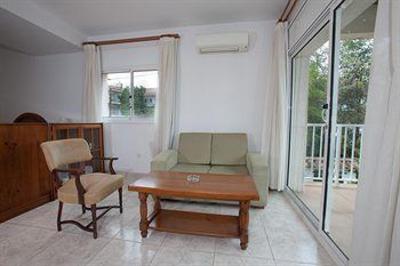 фото отеля Tara-Gay Apartamentos Sitges