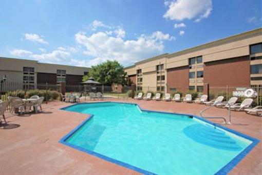 фото отеля Clarion Inn & Suites Terre Haute