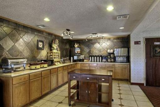 фото отеля Clarion Inn & Suites Terre Haute