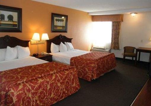 фото отеля Clarion Inn & Suites Terre Haute