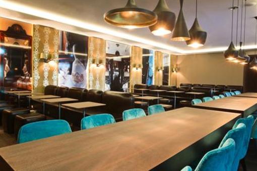 фото отеля Motel One Wien Westbahnhof