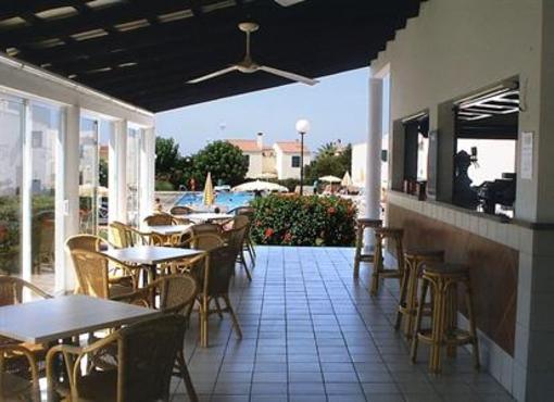 фото отеля Sa Caleta Playa Apartaments Menorca