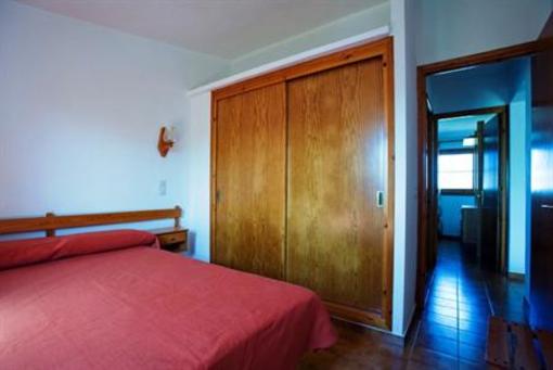 фото отеля Sa Caleta Playa Apartaments Menorca
