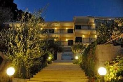 фото отеля Glyfada Beach Hotel