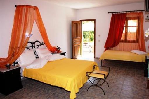 фото отеля Artemis Bungalows Stafylos